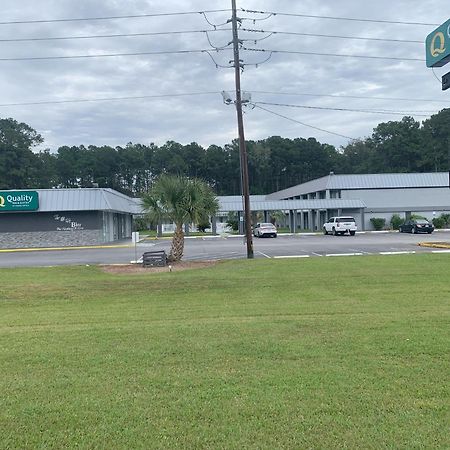 Quality Inn & Suites Hardeeville - Savannah North Bagian luar foto