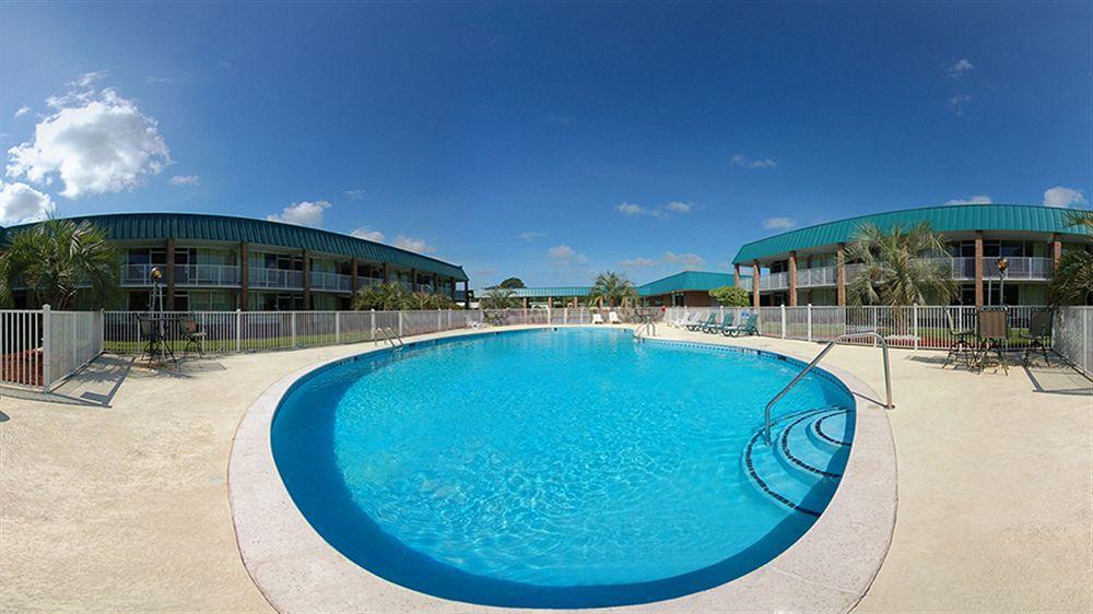 Quality Inn & Suites Hardeeville - Savannah North Bagian luar foto