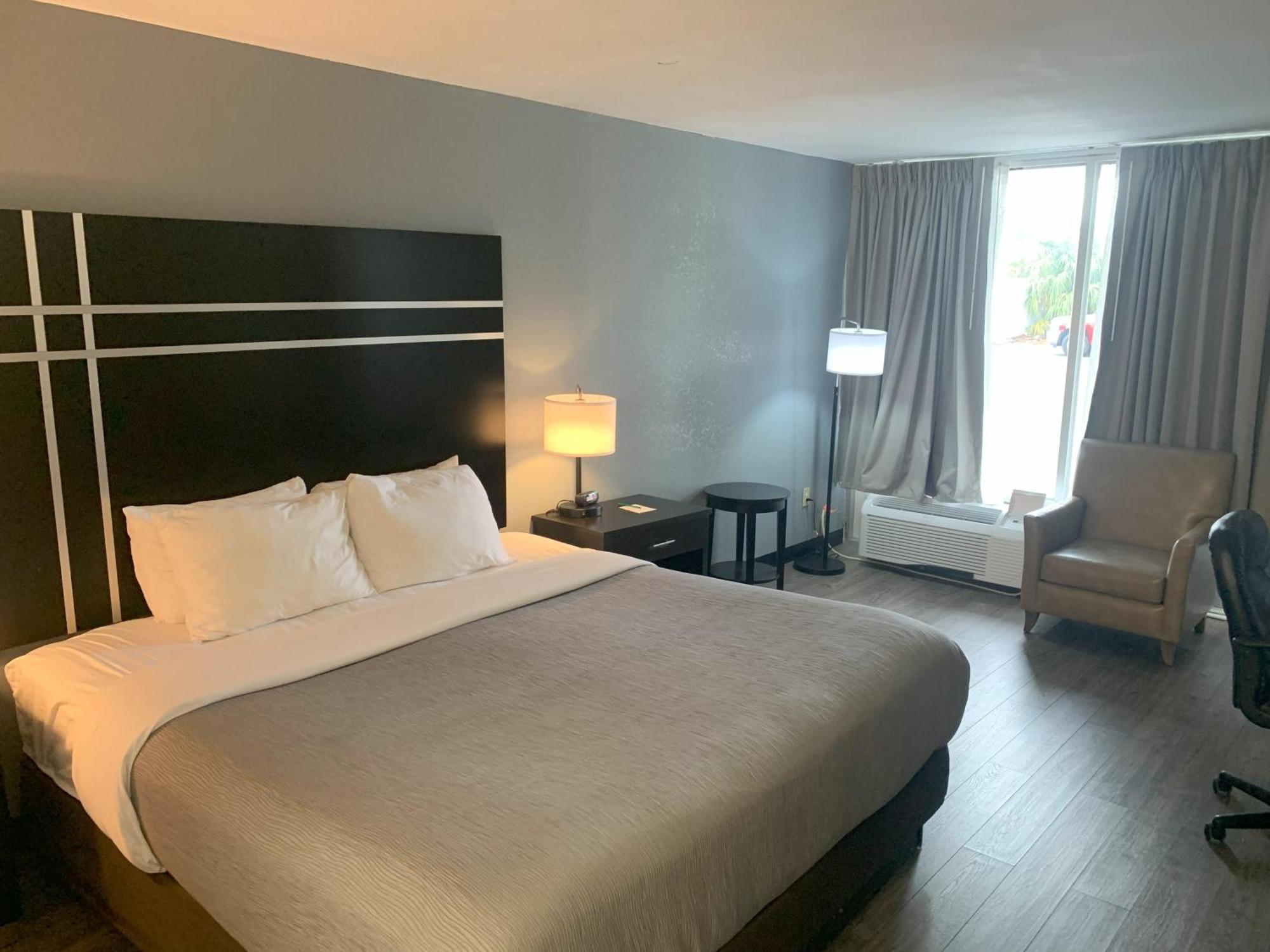 Quality Inn & Suites Hardeeville - Savannah North Bagian luar foto